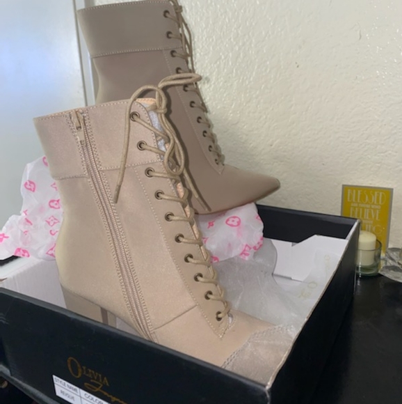 Mariah Bootie - Picture 3 of 3